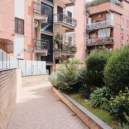 Apartmán Parcheggio Gratuito, Wi-Fi -Netflix & Ac Řím Exteriér fotografie